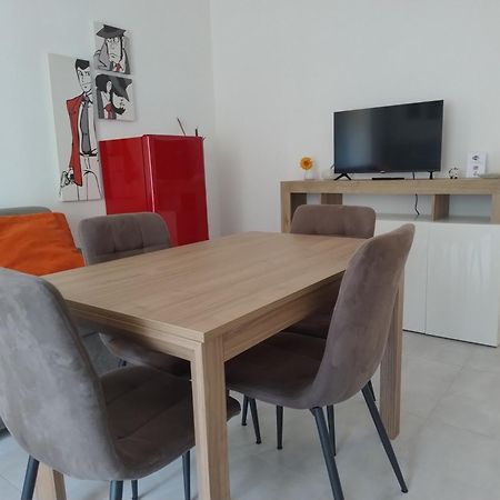 Casa Stefania Apartment โกลเลญโญ ภายนอก รูปภาพ