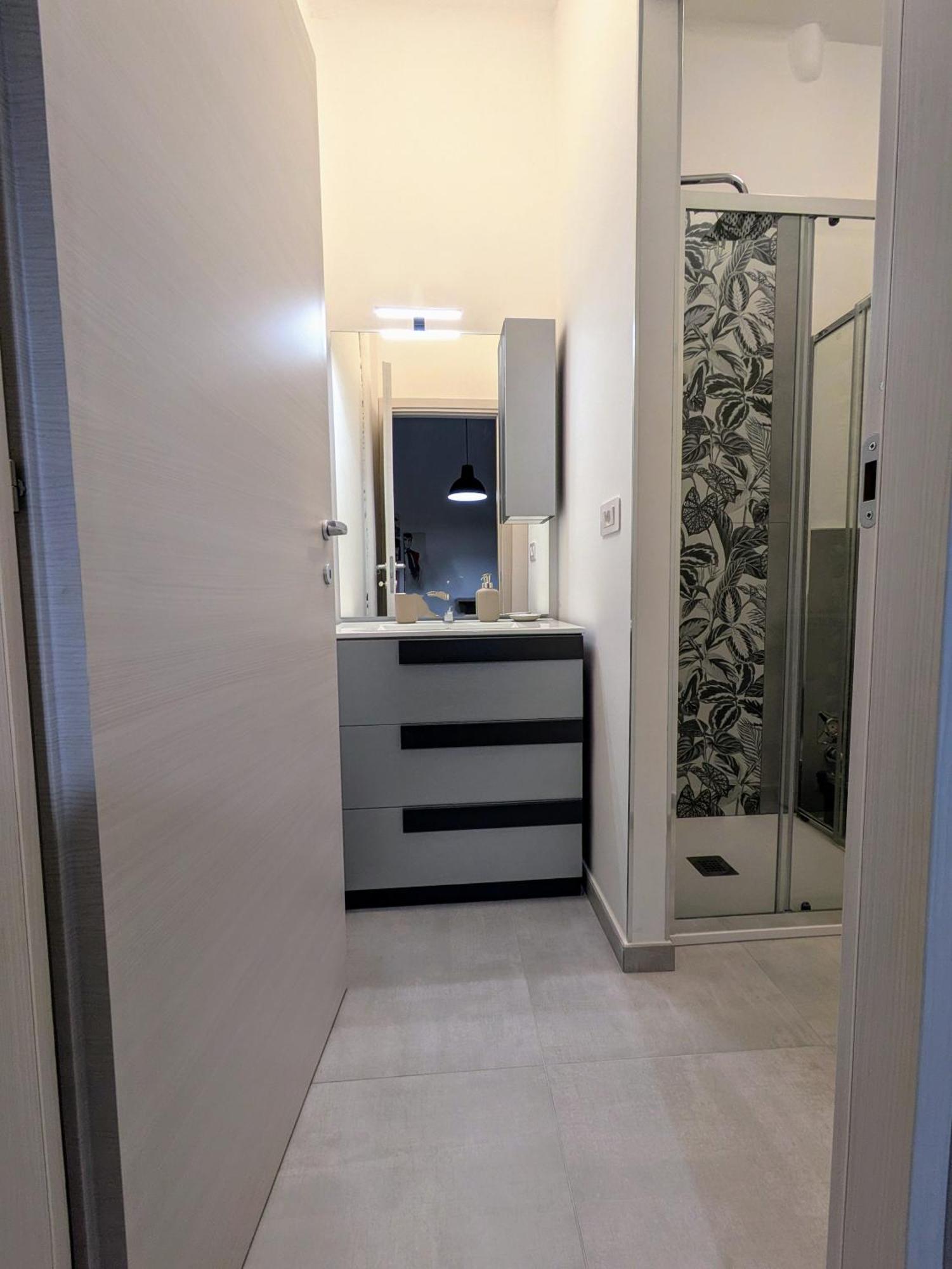 Casa Stefania Apartment โกลเลญโญ ภายนอก รูปภาพ