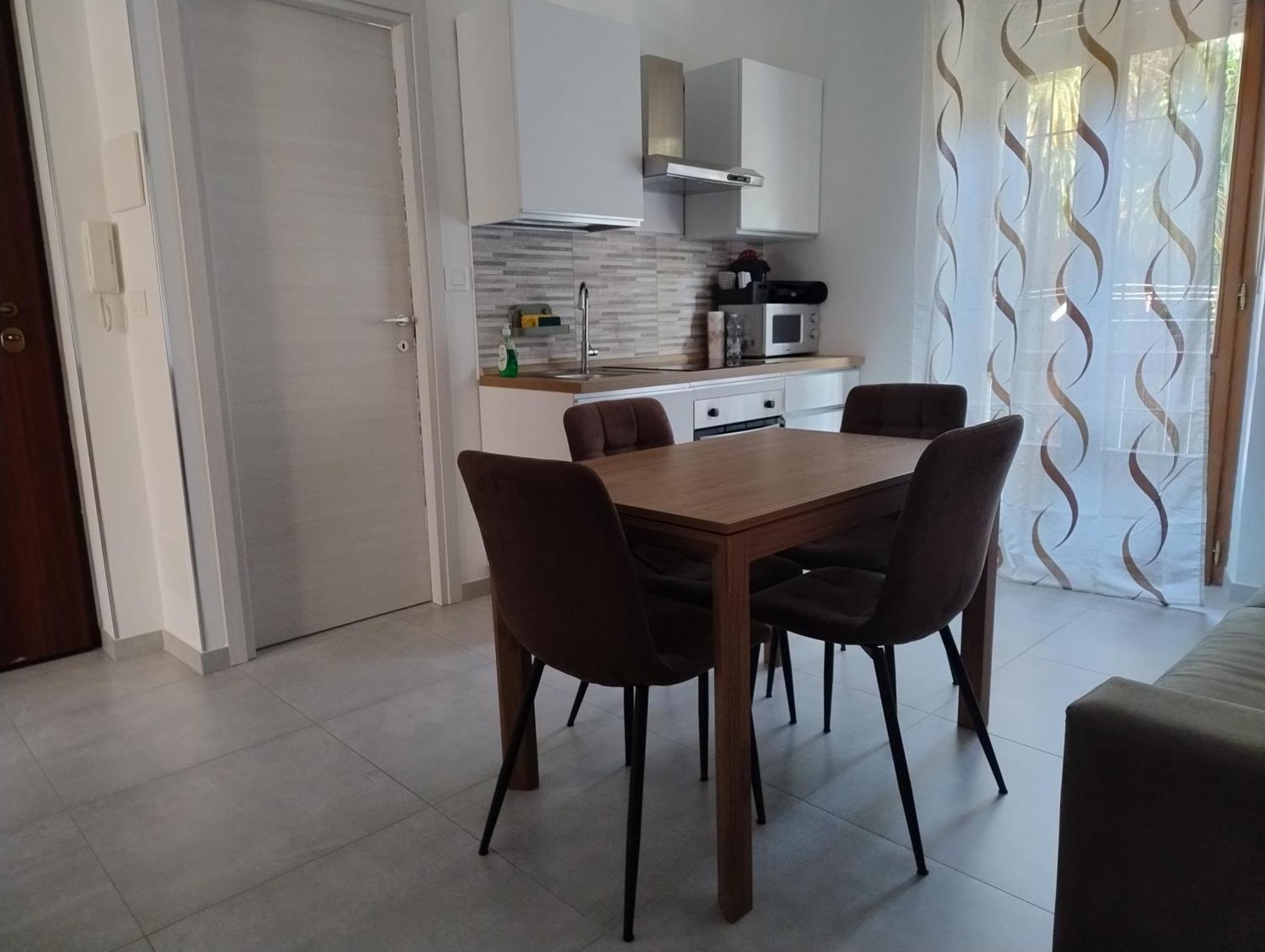 Casa Stefania Apartment โกลเลญโญ ภายนอก รูปภาพ